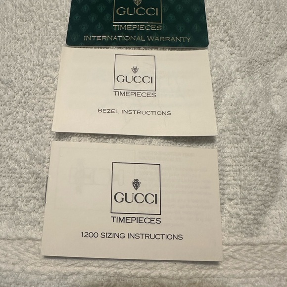 Gucci vintage watch main image 7